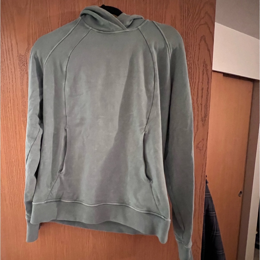Lululemon scuba pullover - Picture 2 of 7